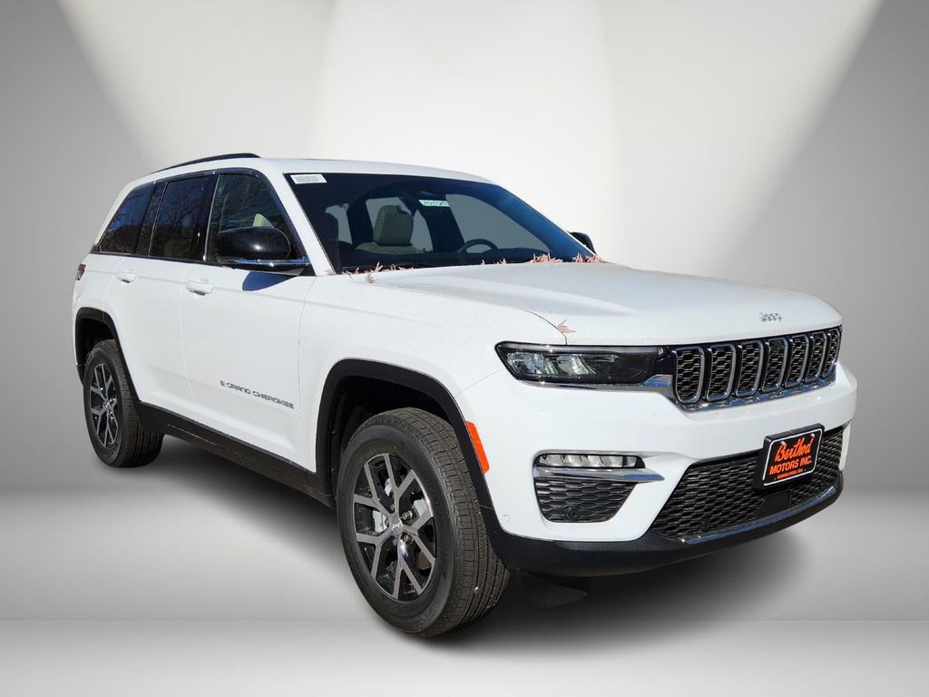 2025 Jeep Grand Cherokee Limited's photo