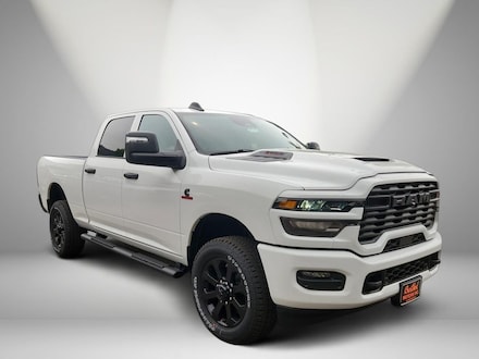 2026 Ram 2500 BLACK EXPRESS CREW CAB 4X4 6'4 BOX Pickup