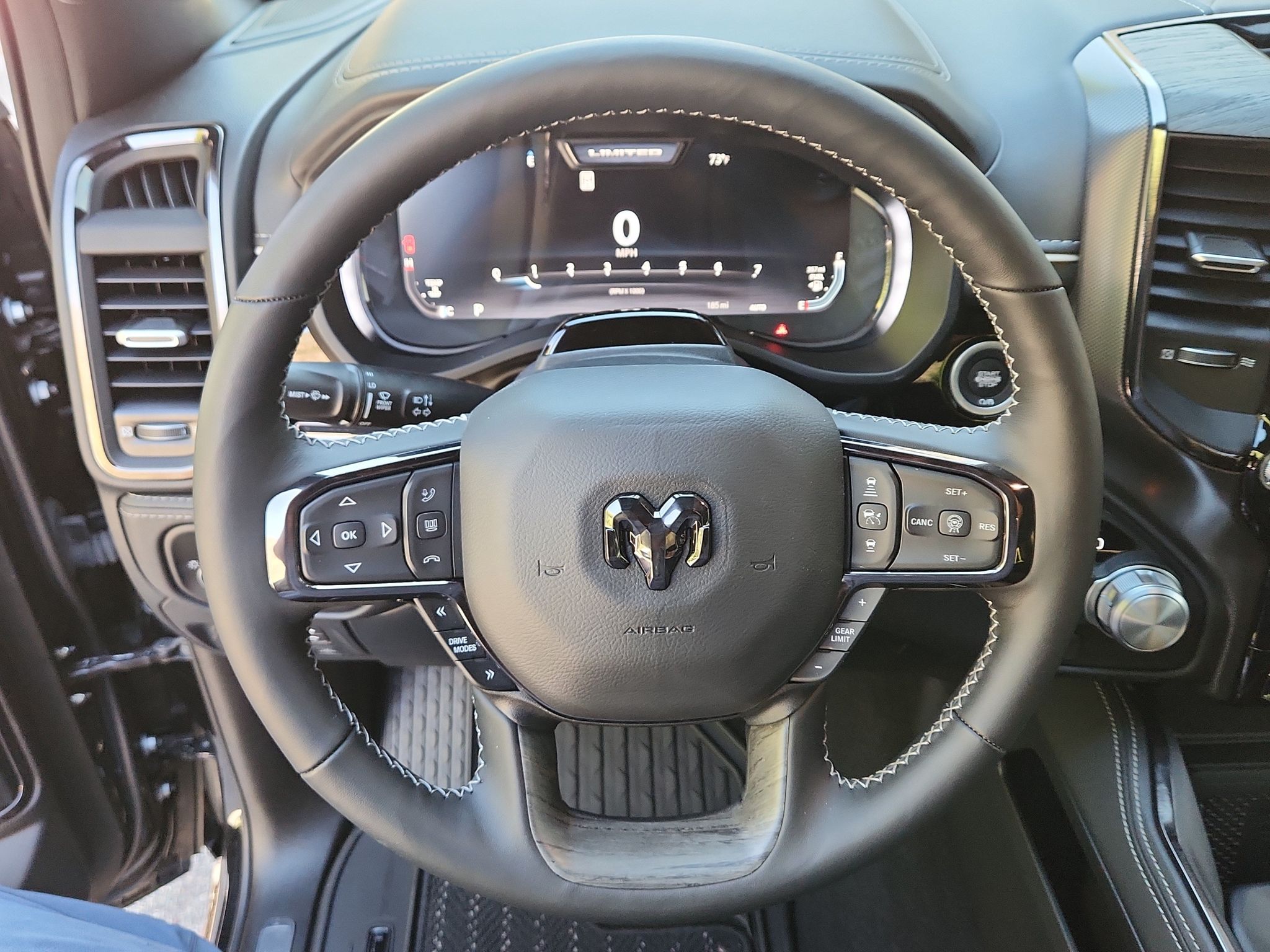 2026 RAM 1500 Limited - Photo 16