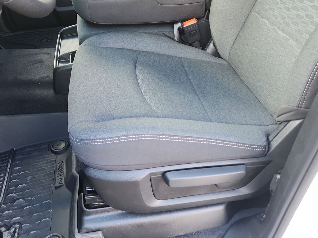2026 RAM 2500 Tradesman - Photo 7