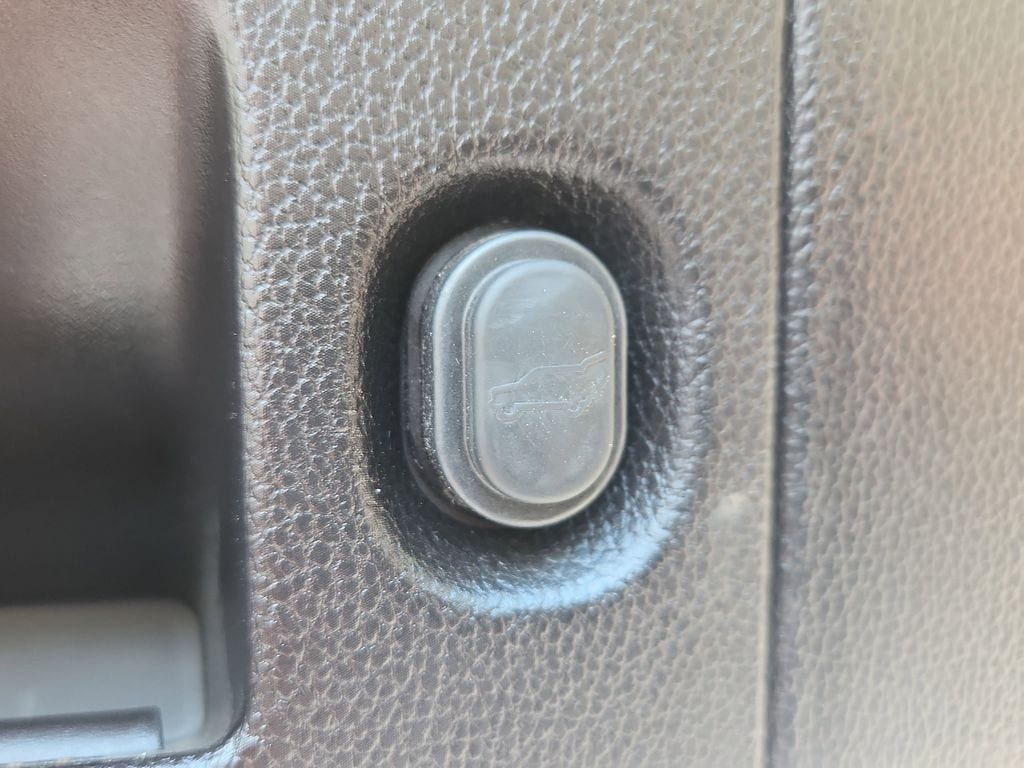 2019 Cadillac Escalade ESV Platinum - Photo 14