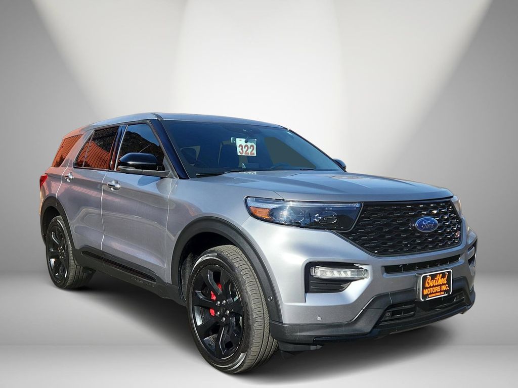 2022 Ford Explorer ST 4WD's photo
