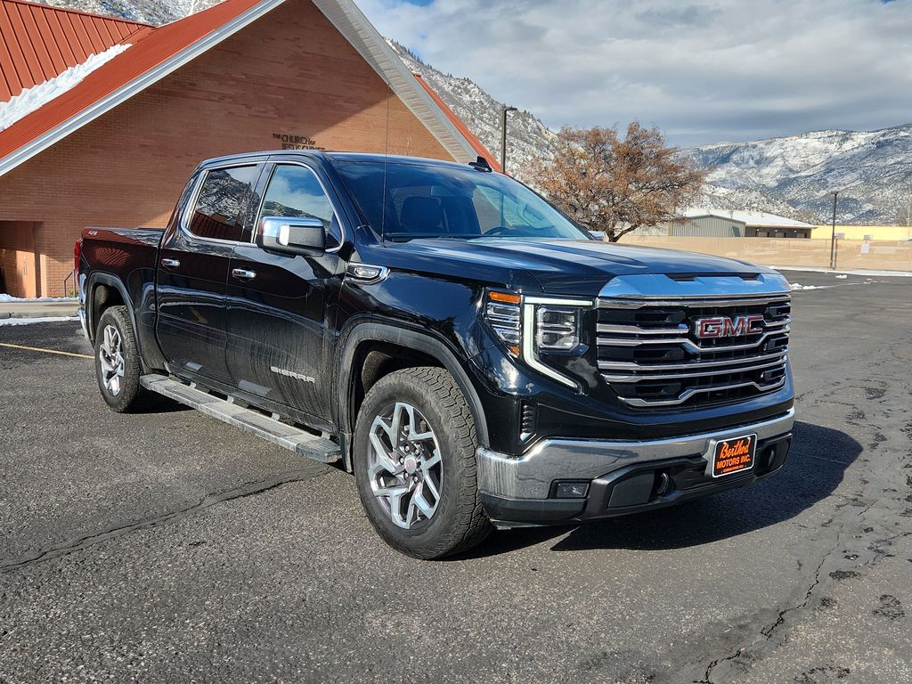 2023 GMC Sierra 1500 SLT's photo