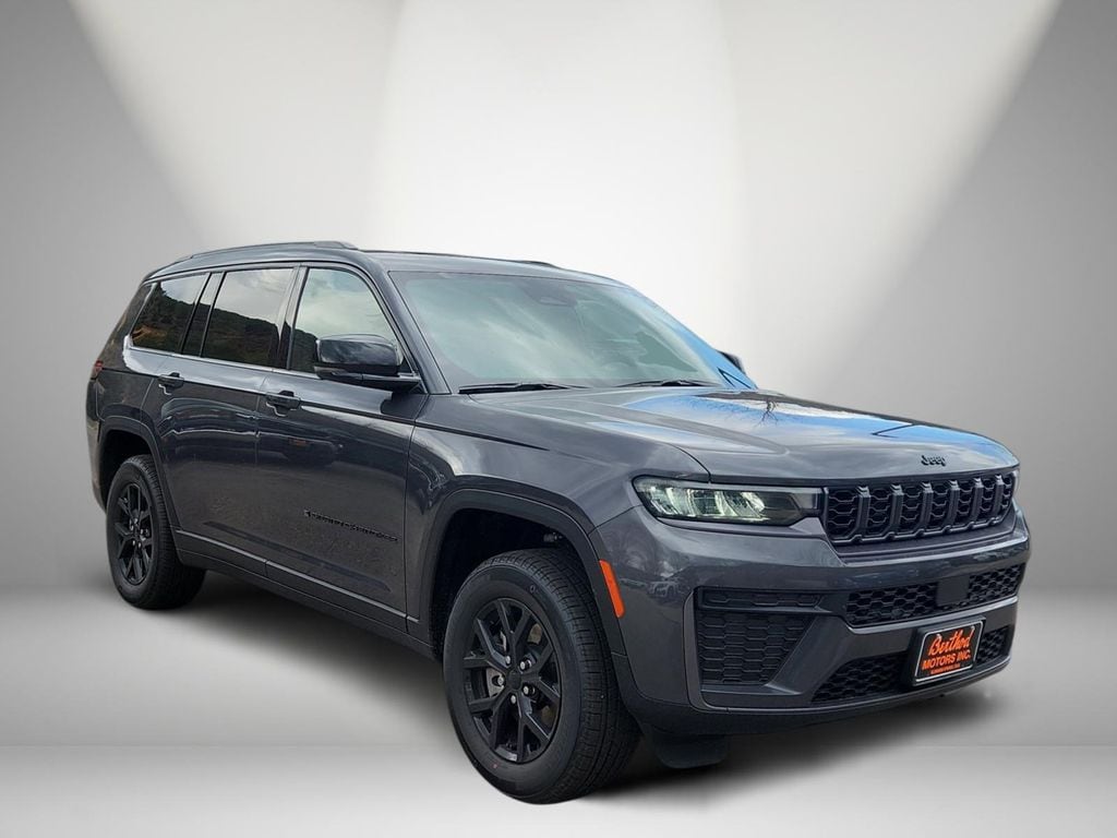 2026 Jeep Grand Cherokee L Laredo Altitude 4x4's photo