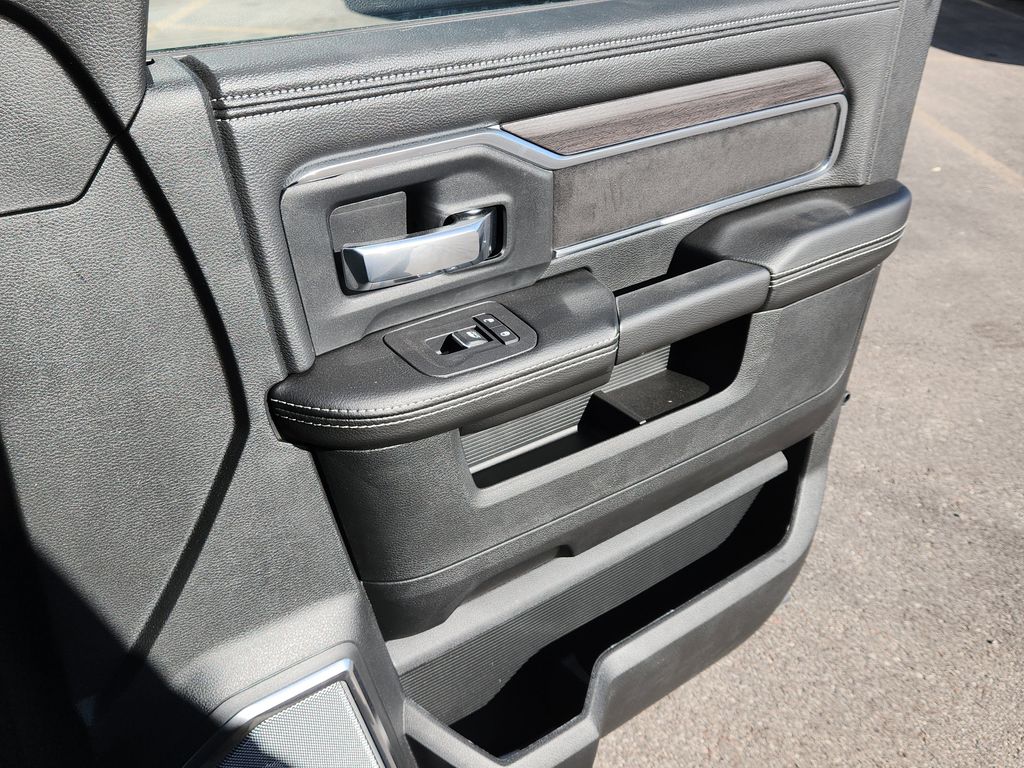 2026 RAM 2500 Laramie - Photo 15