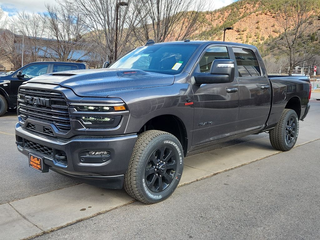 New 2026 Ram 2500 LARAMIE CREW CAB 4X4 6'4 BOX Pickup