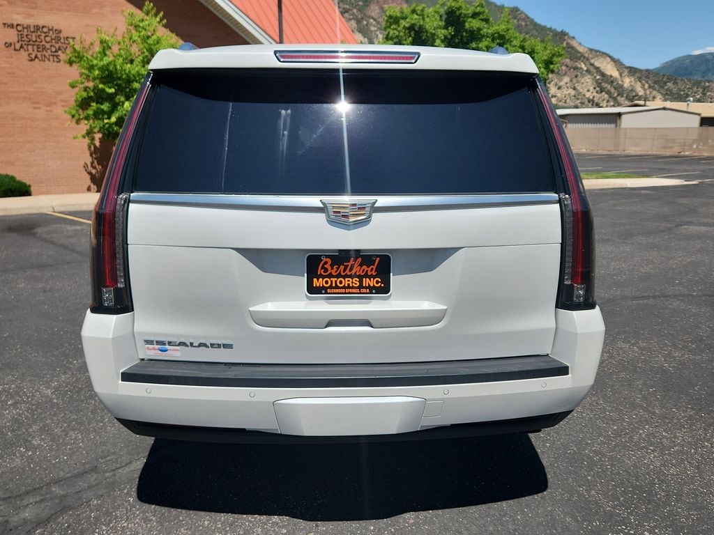 2019 Cadillac Escalade ESV Platinum - Photo 13