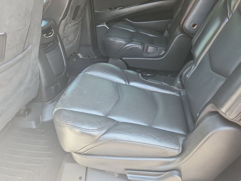2019 Cadillac Escalade ESV Platinum - Photo 9