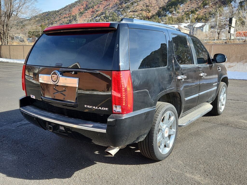 Used 2013 CADILLAC Escalade Luxury SUV