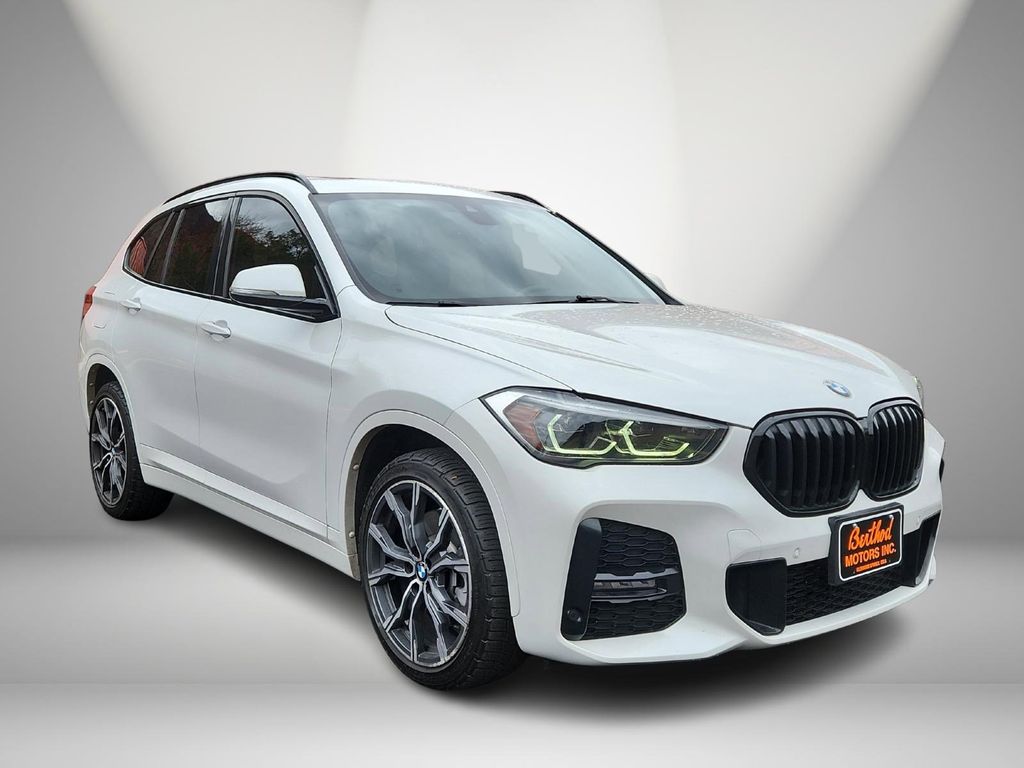 2021 BMW X1 28i