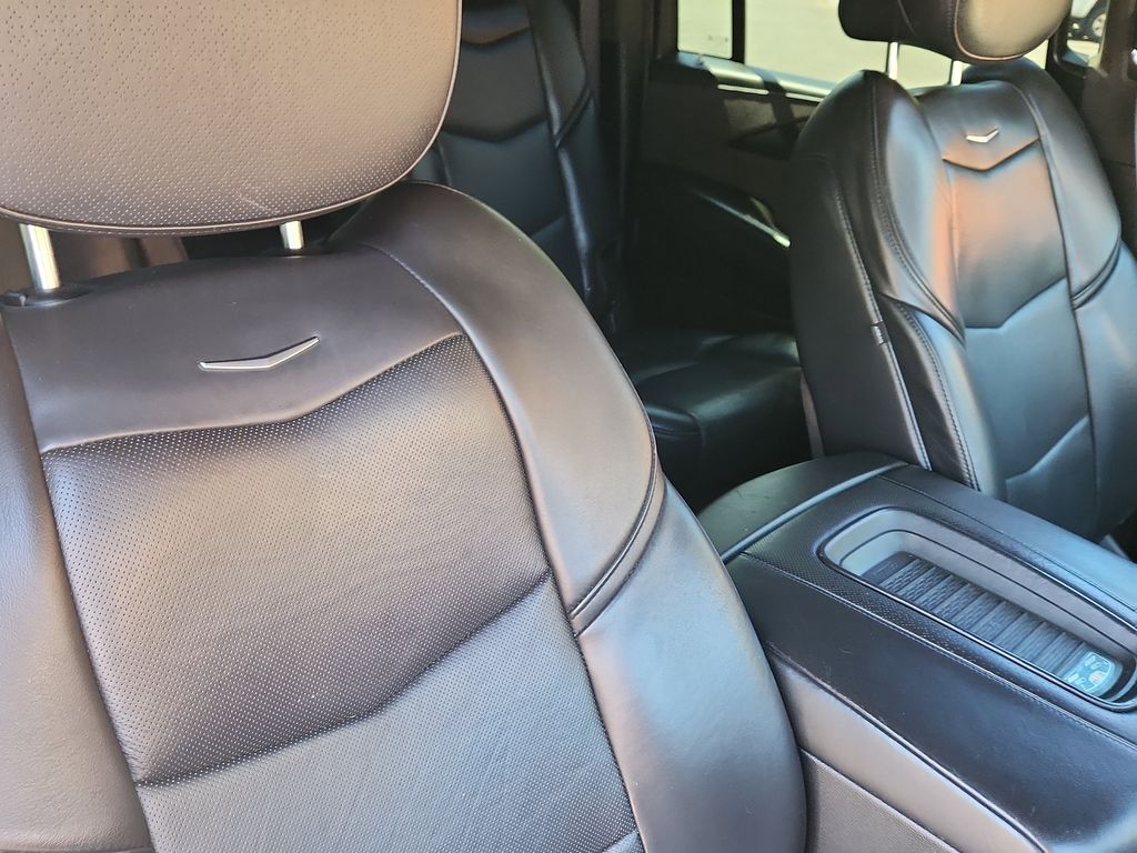 2019 Cadillac Escalade ESV Platinum - Photo 18