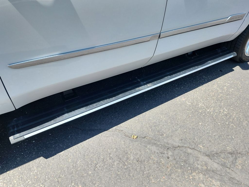 2019 Cadillac Escalade ESV Platinum - Photo 16