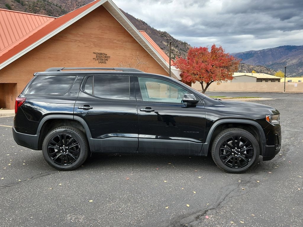 Used 2023 GMC Acadia SLE SUV