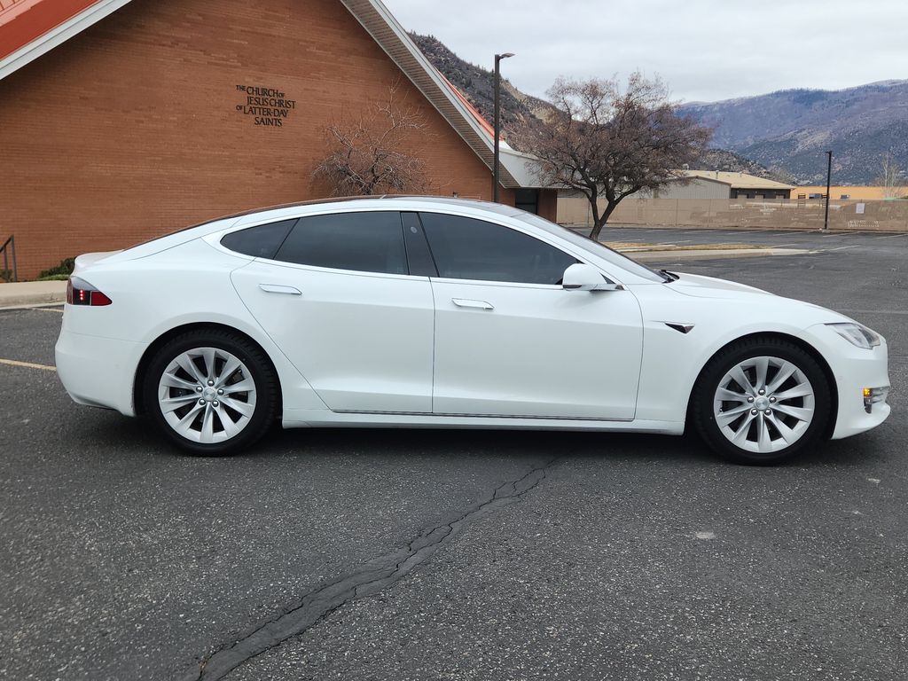 Used 2018 Tesla Model S 100D with VIN 5YJSA1E24JF259843 for sale in Glenwood Springs, CO