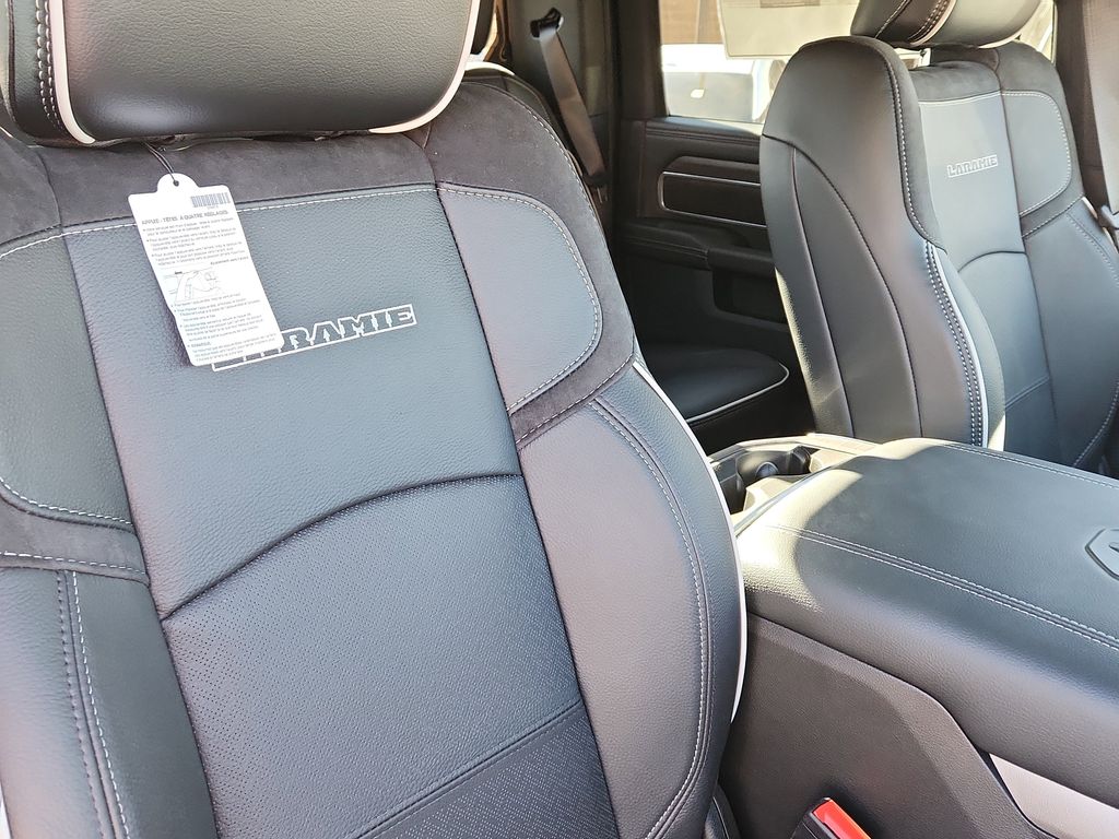 2026 RAM 2500 Laramie - Photo 14