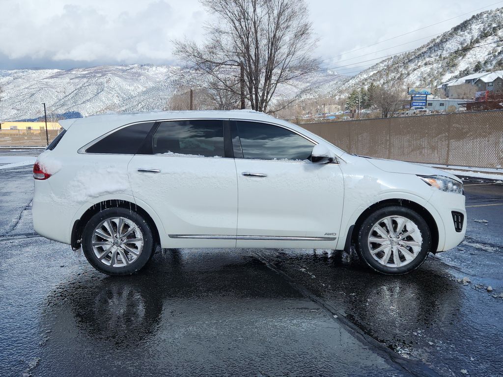 Used 2016 Kia Sorento Limited with VIN 5XYPKDA57GG149293 for sale in Glenwood Springs, CO