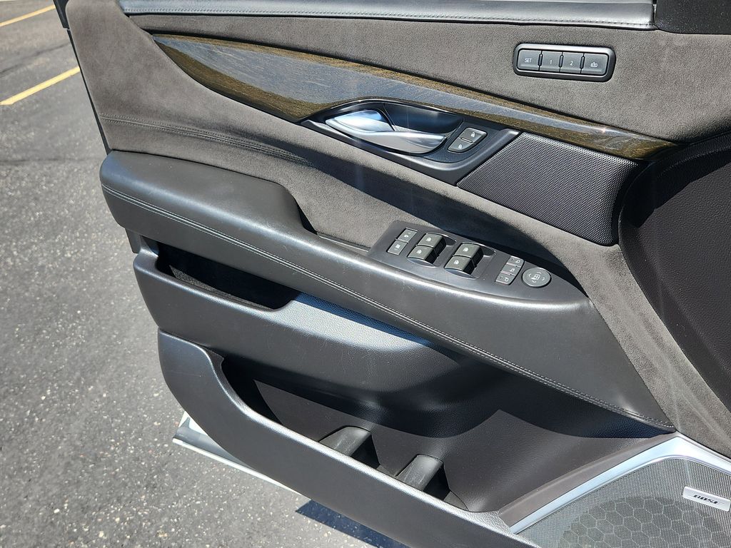 2019 Cadillac Escalade ESV Platinum - Photo 6