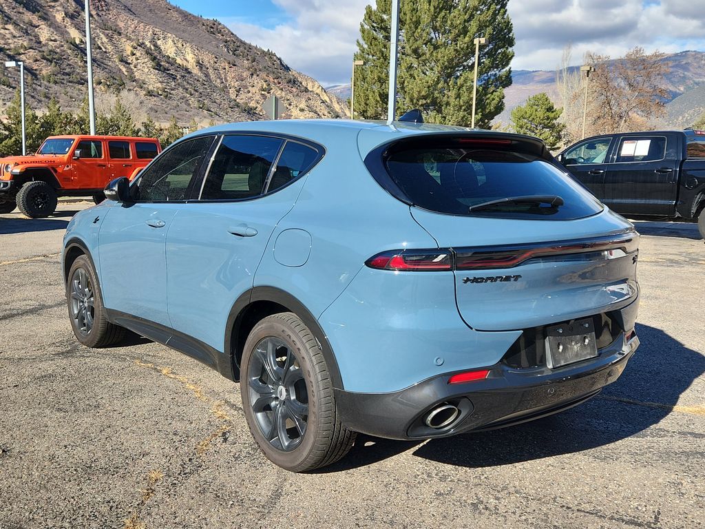 2024 Dodge Hornet R/T photo 2