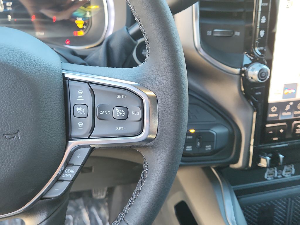 2026 RAM 2500 Laramie - Photo 20