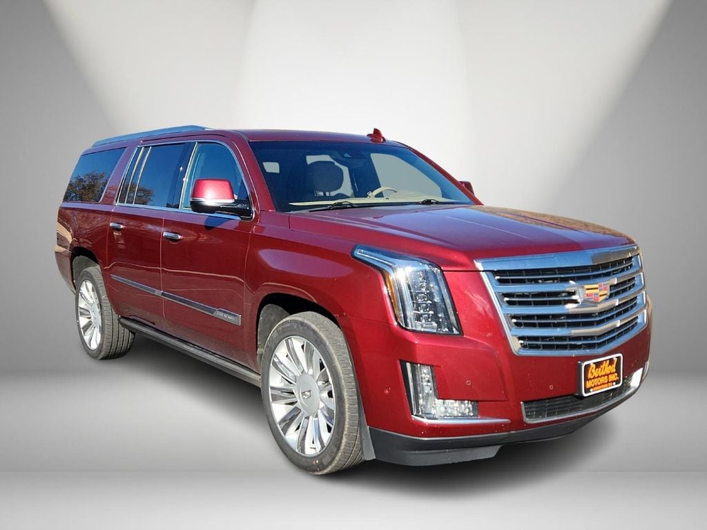 2019 Cadillac Escalade ESV Platinum's photo