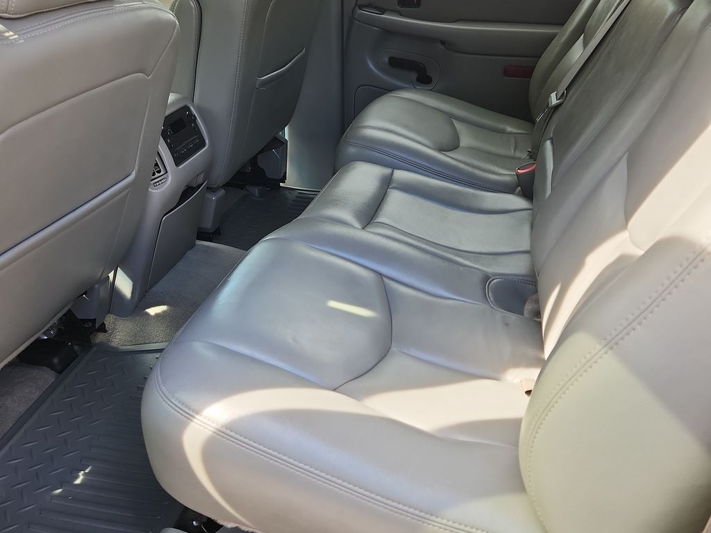 2005 Chevrolet Silverado 3500 LT - Photo 9