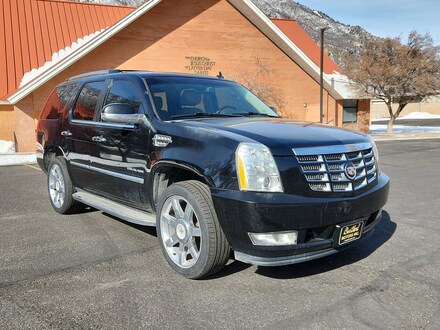 2013 CADILLAC Escalade Luxury SUV