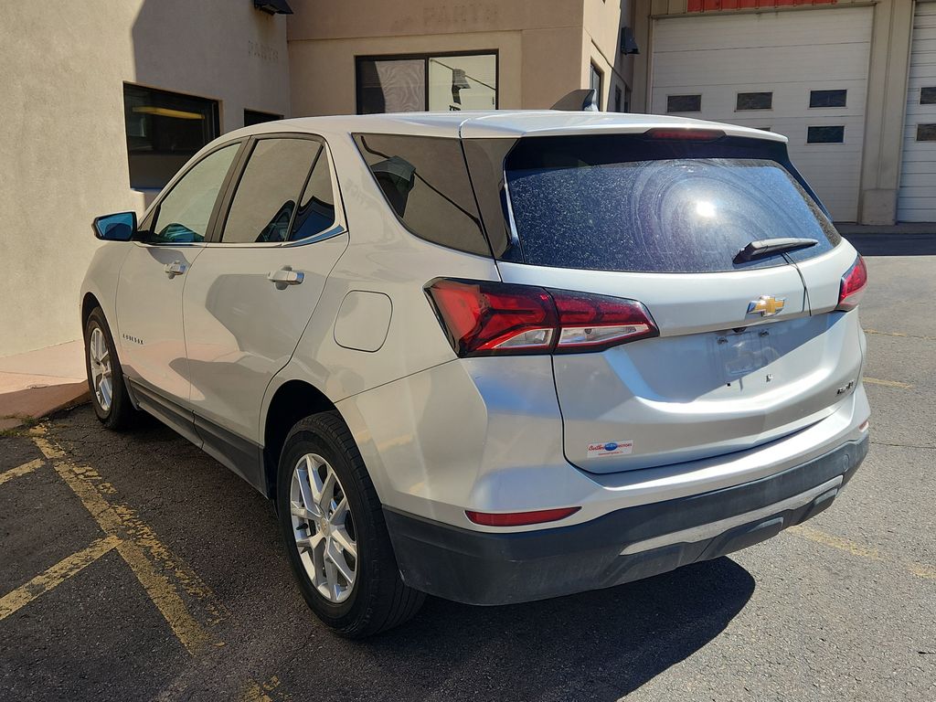 2022 Chevrolet Equinox photo 3