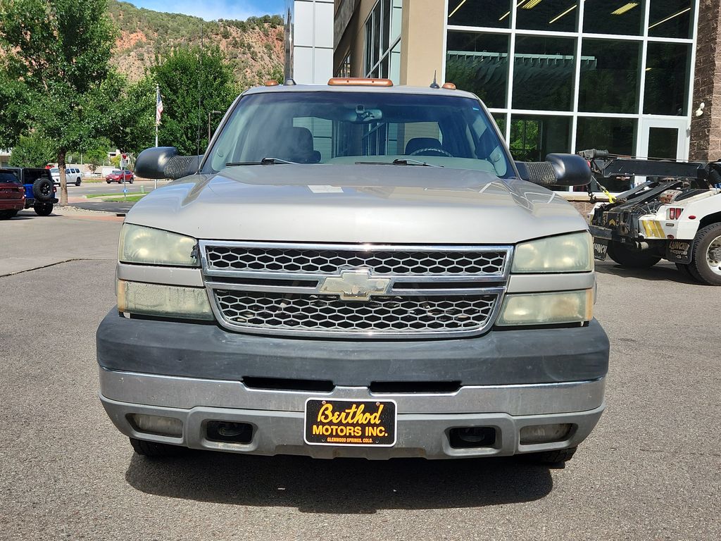 2005 Chevrolet Silverado 3500 LT - Photo 5