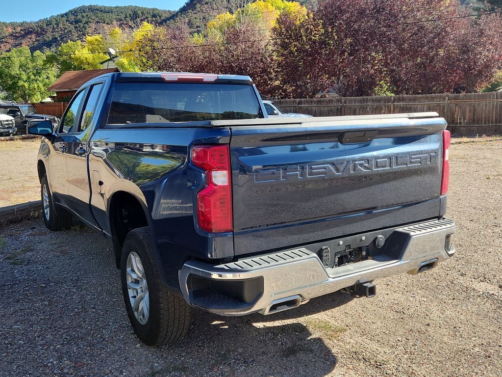 2020 Chevrolet Silverado 1500 LT photo 4
