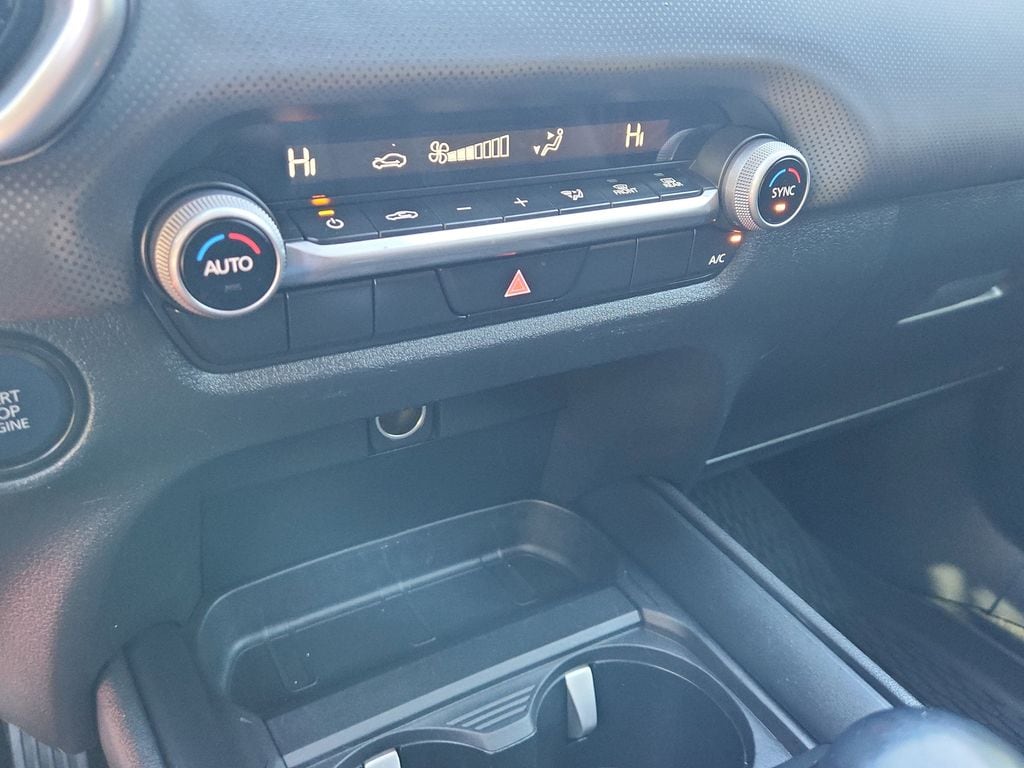 2023 Mazda CX-50 2.5 Select photo 22
