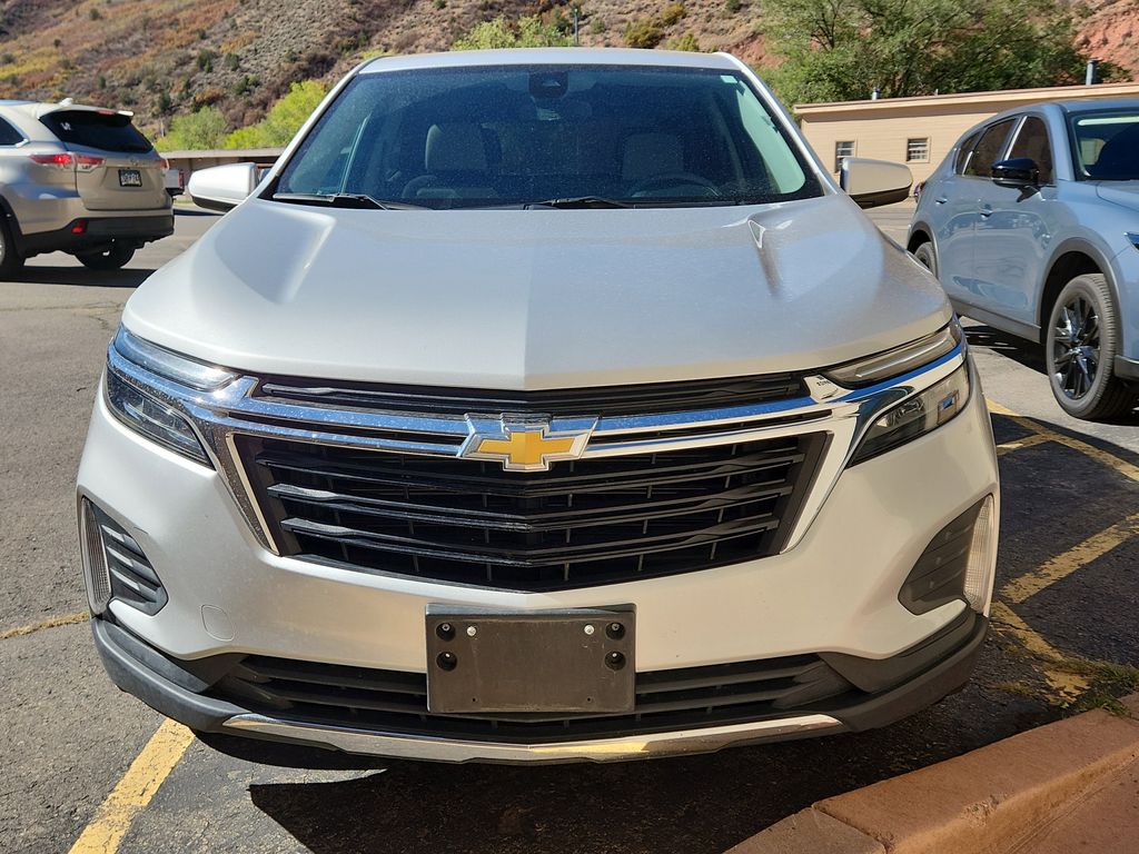2022 Chevrolet Equinox photo 2