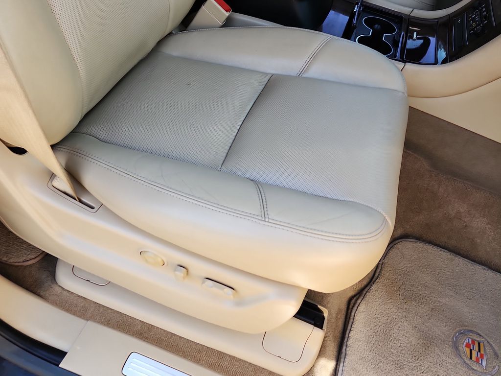 2013 Cadillac Escalade Luxury - Photo 14