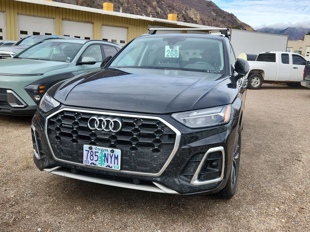 2023 Audi Q5 45 S line Premium photo 3
