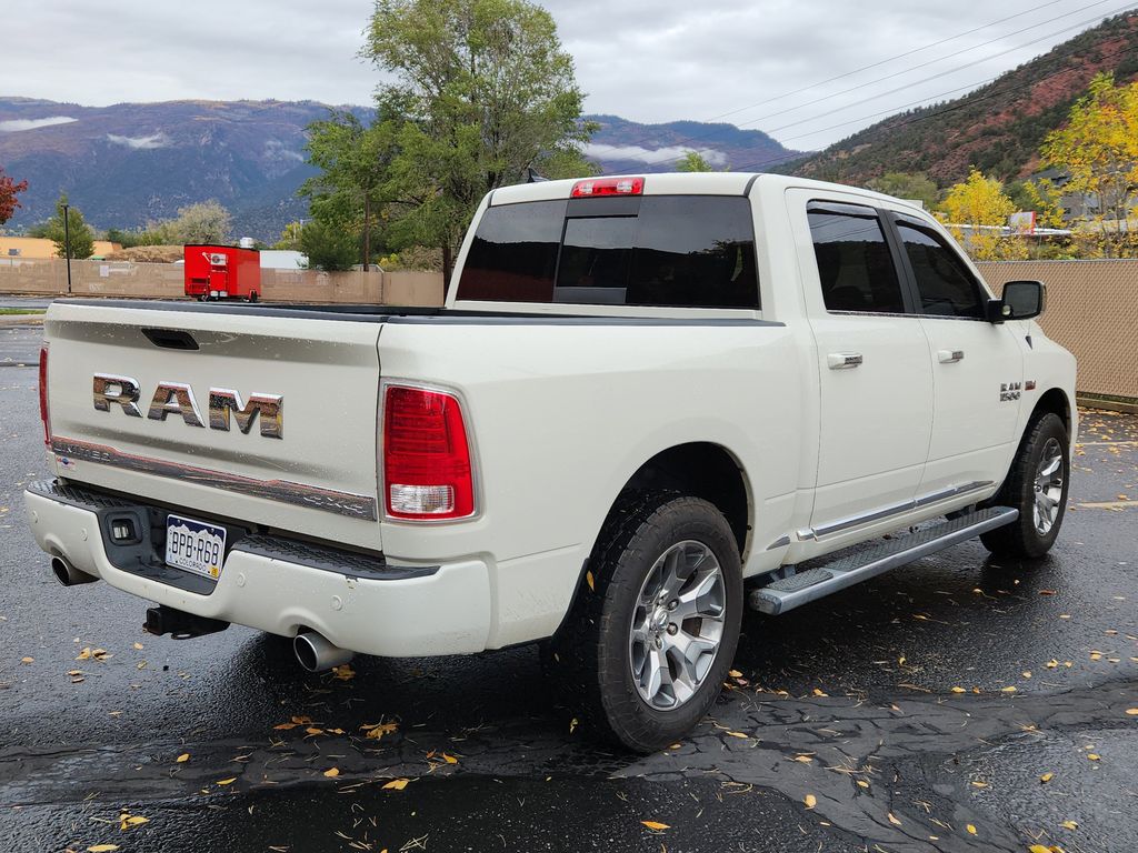 2017 Ram 1500 Longhorn photo 3