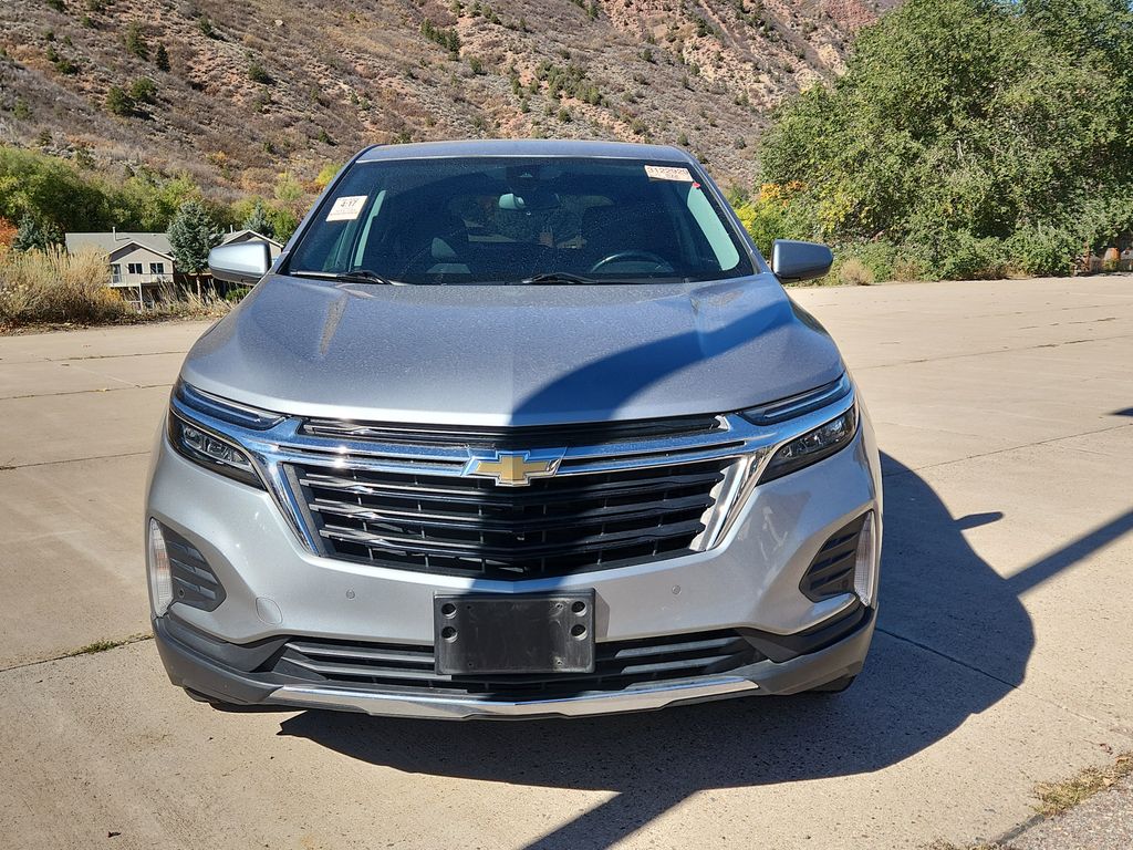 2023 Chevrolet Equinox LT photo 3