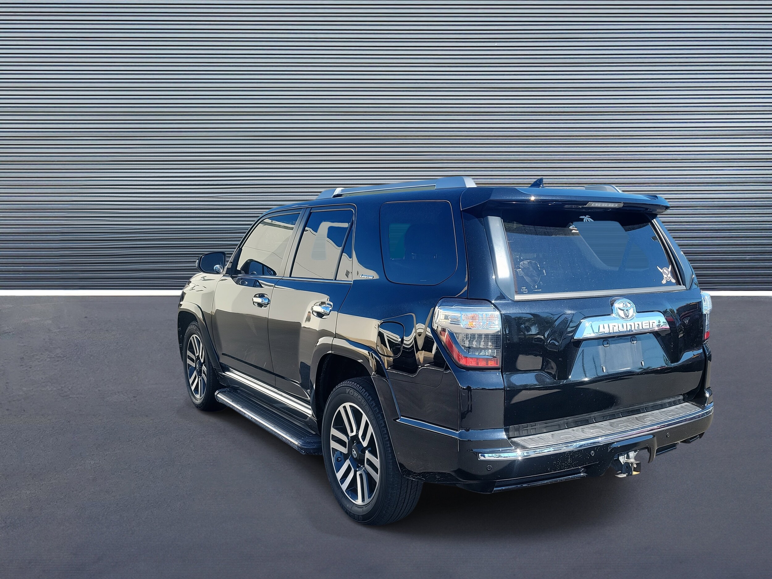 2015 Toyota 4Runner Base photo 4