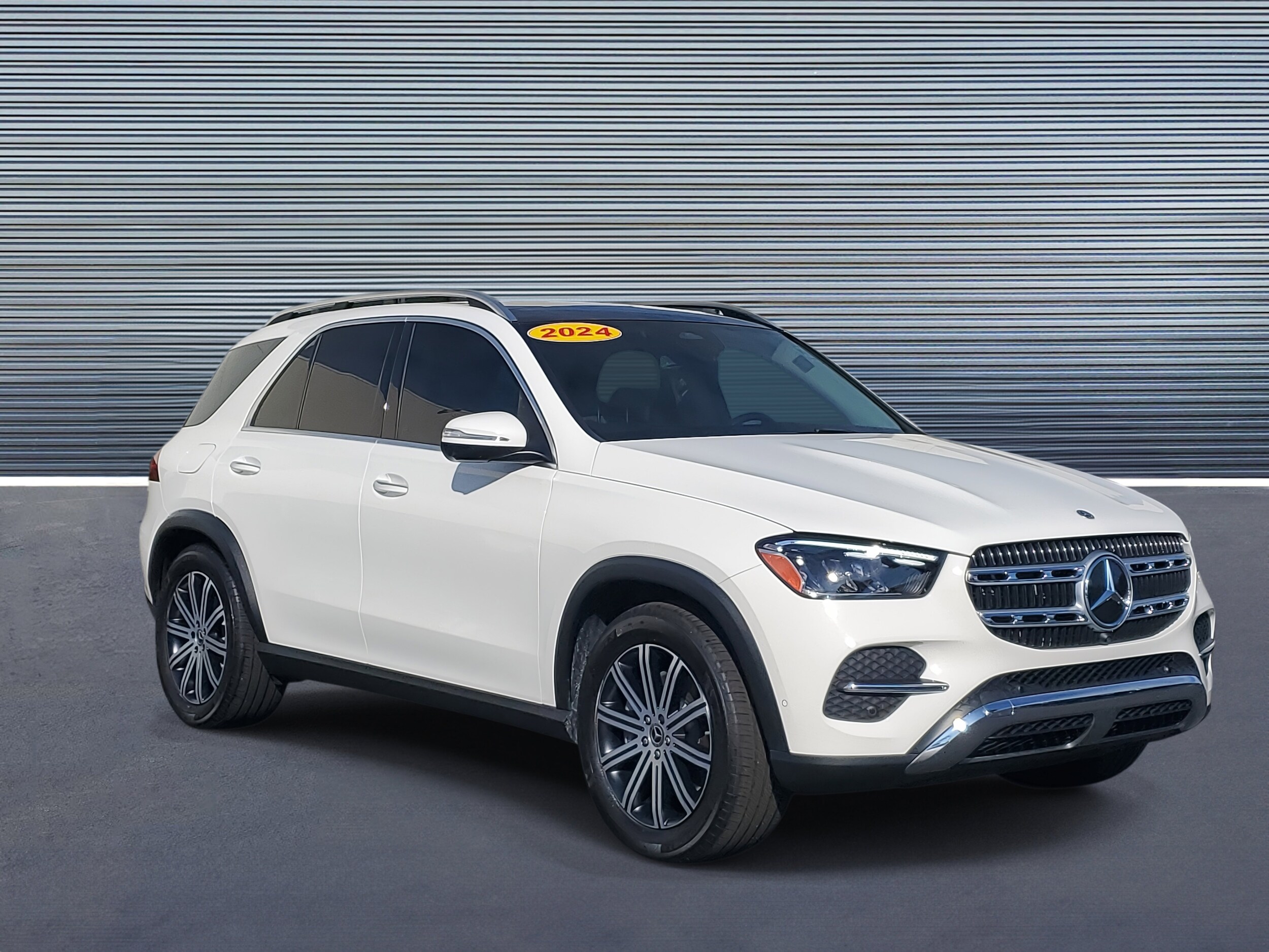 2024 Mercedes Benz GLE 4MATIC 450 photo 2