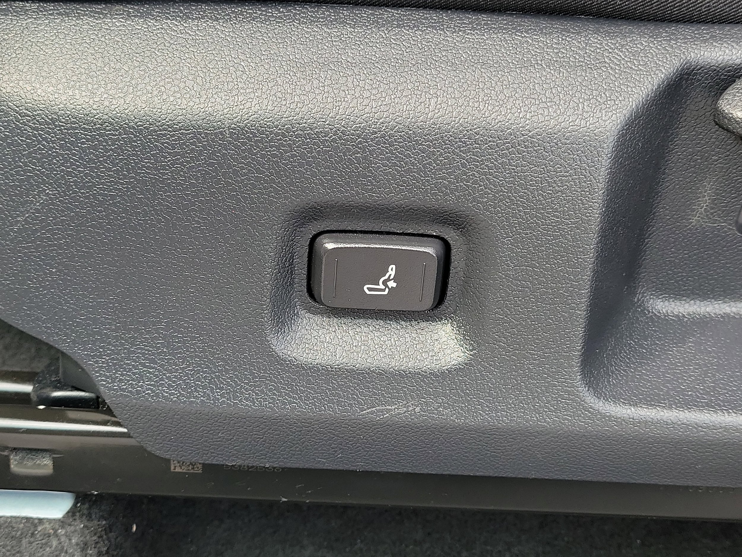 2024 Toyota Tacoma SR5 - Photo 18