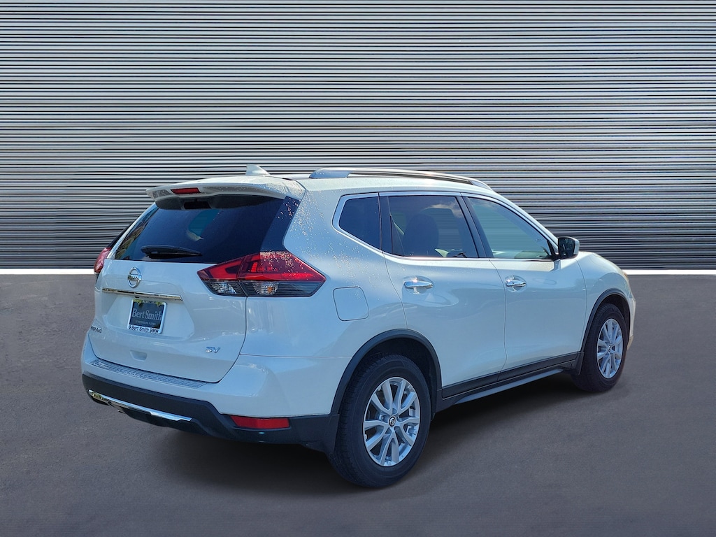 Used 2018 Nissan Rogue SV FWD SV