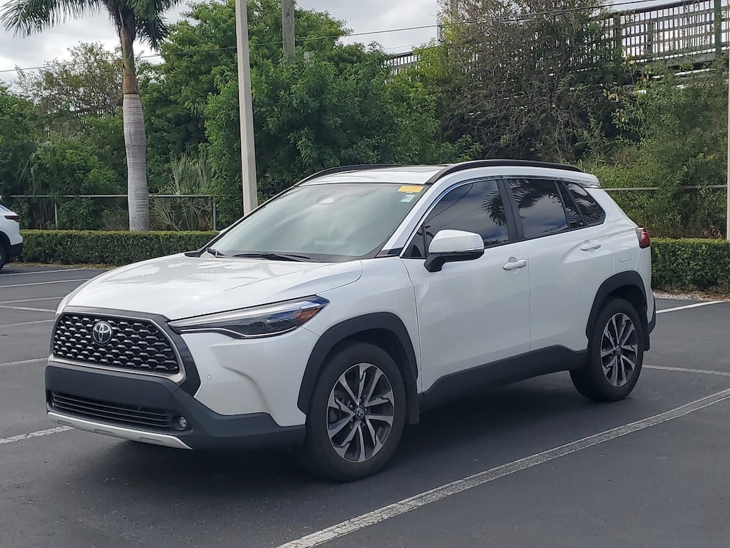 Used 2024 Toyota Corolla Cross XLE XLE 2WD