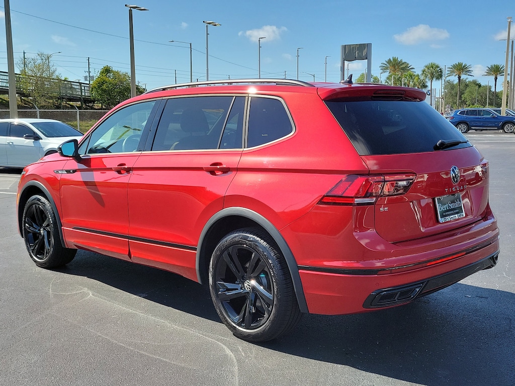 Used 2024 Volkswagen Tiguan SE R-Line Black 2.0T SE R-Line Black FWD