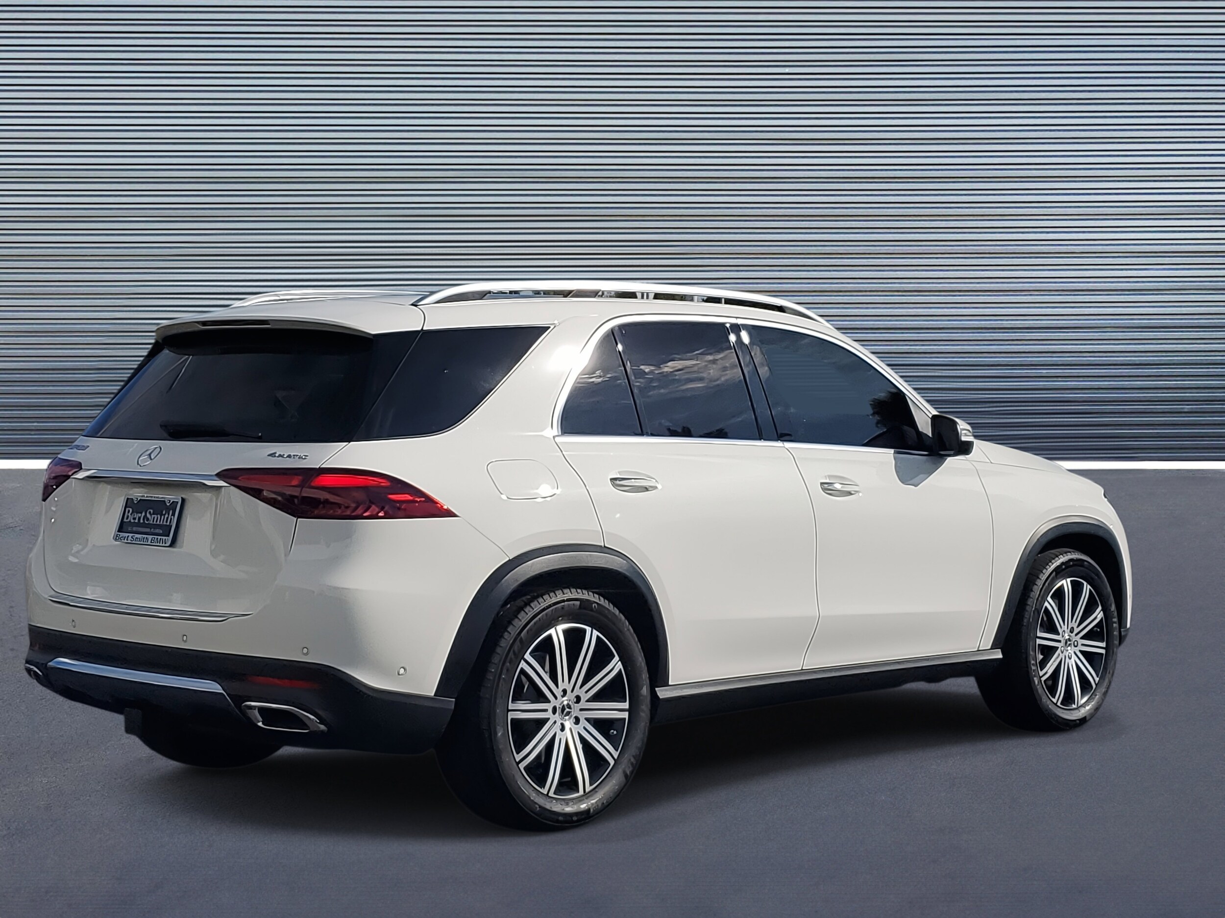 2024 Mercedes Benz GLE 4MATIC 450 photo 3