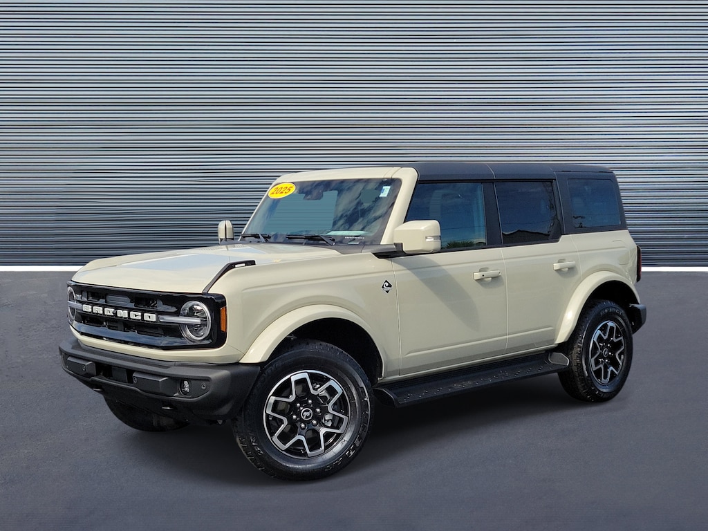 Used 2025 Ford Bronco Outer Banks Outer Banks 4x4
