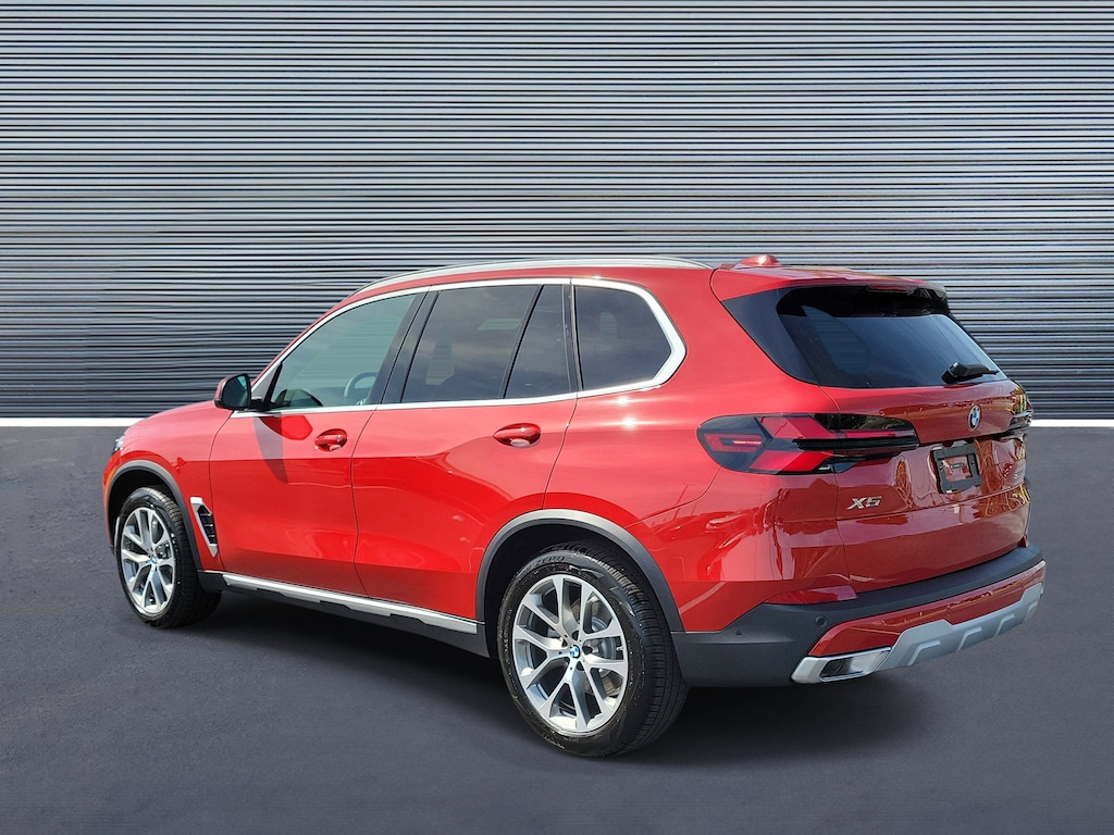 New 2026 BMW X5 sDrive40i SUV