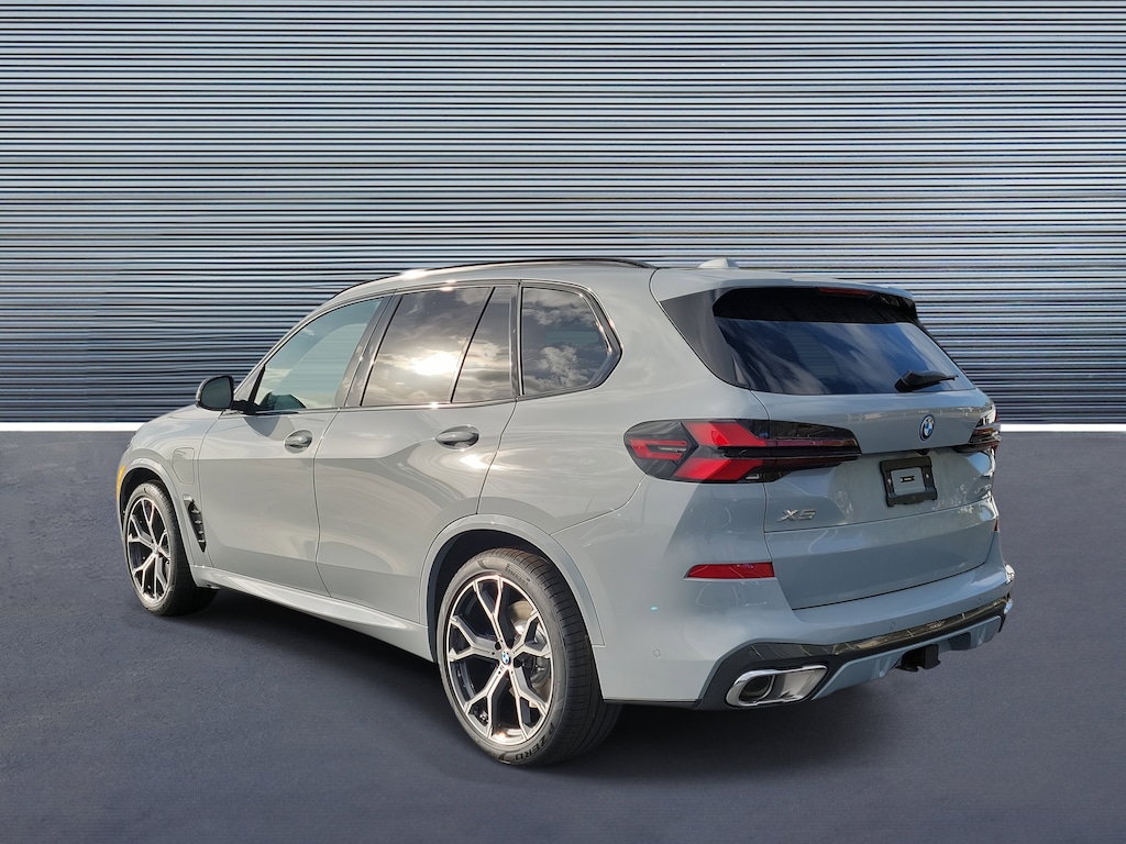 New 2026 BMW X5 PHEV xDrive50e SUV