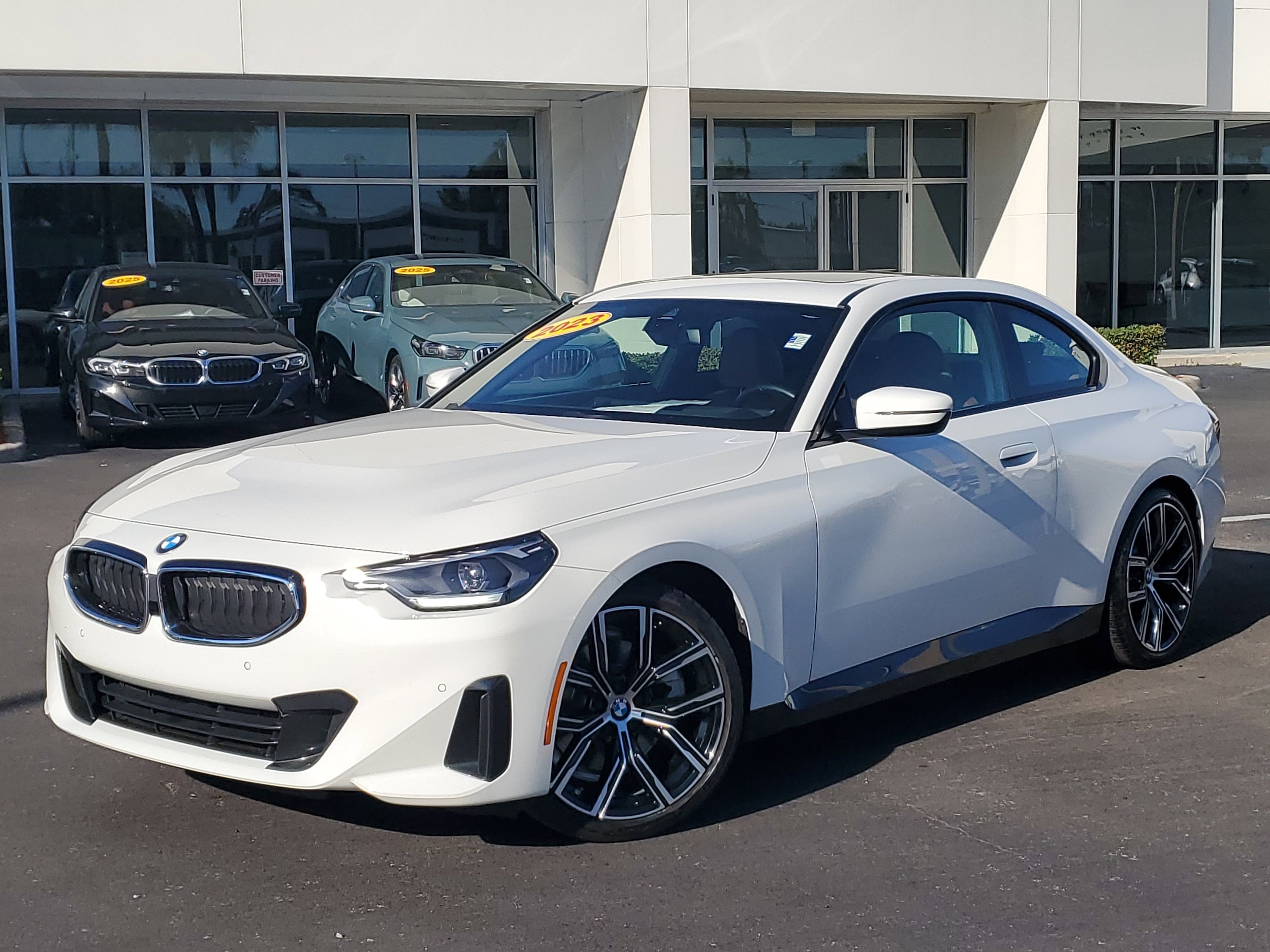 2023 BMW 2 Series 230i's photo