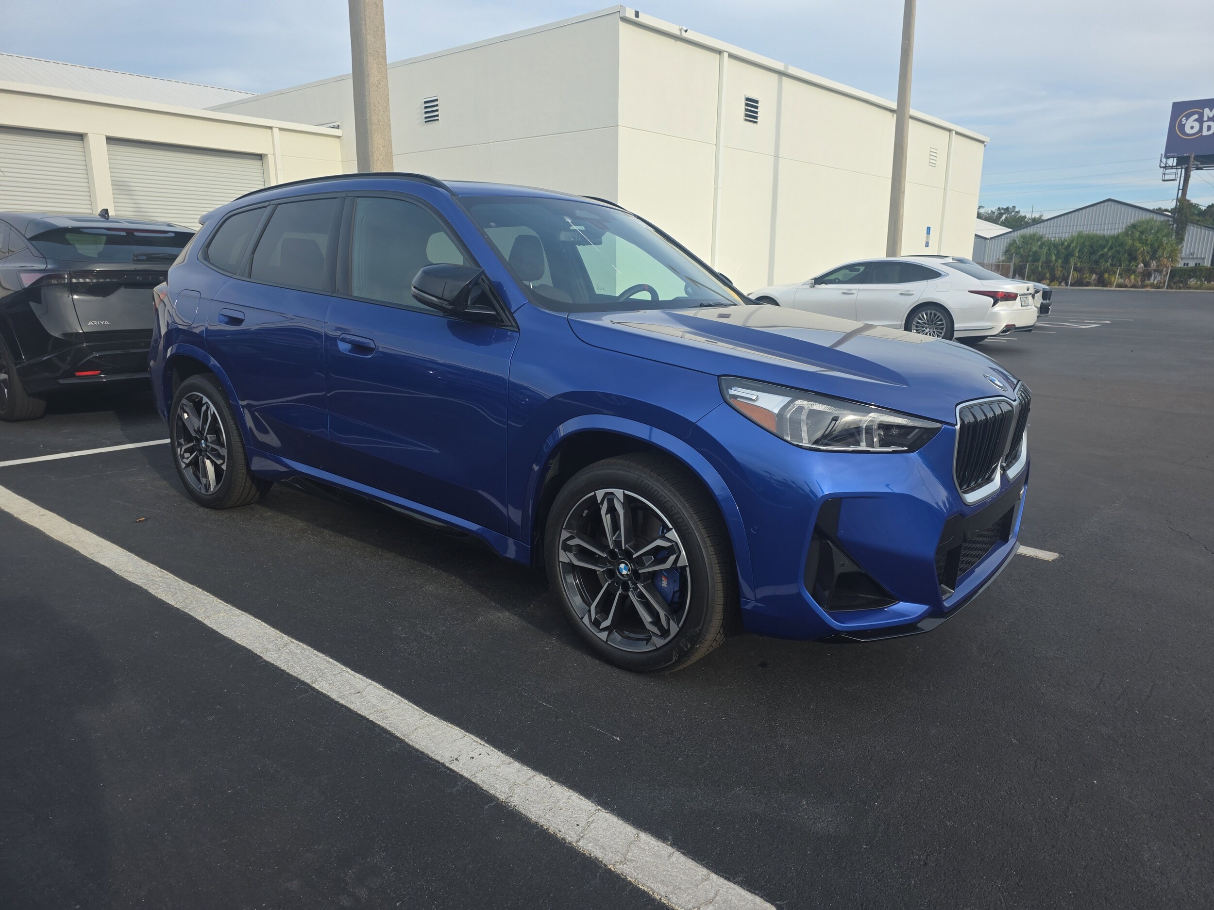 2025 Bmw X1 M35i photo 2