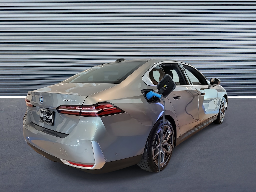 New 2026 BMW i5 eDrive40 Sedan