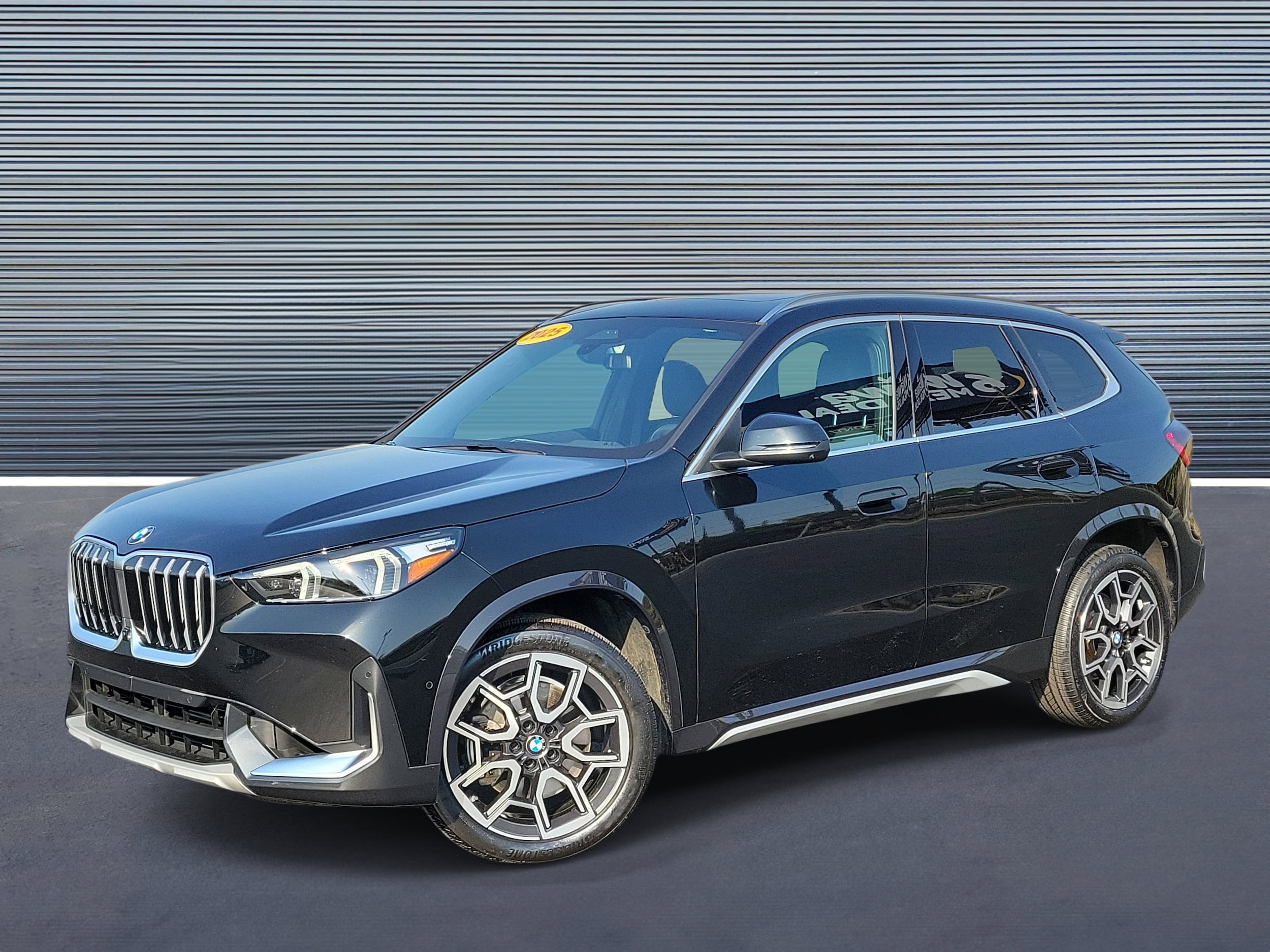 2025 BMW X1 xDrive28i's photo