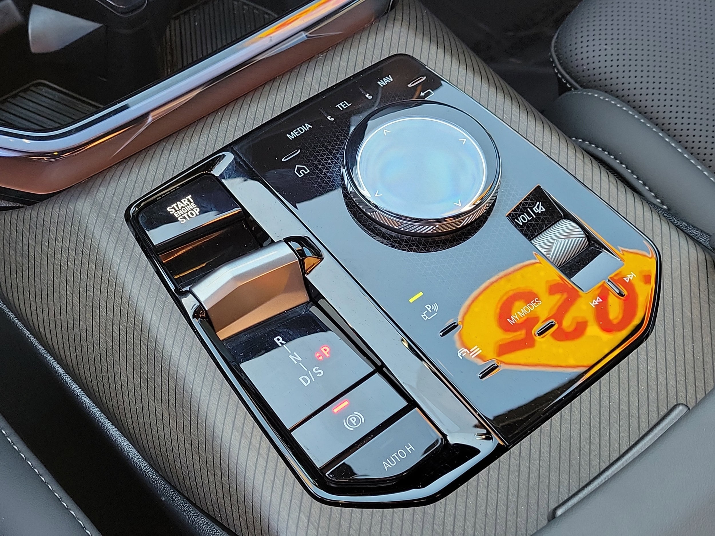 2025 BMW X3 30 - Photo 27